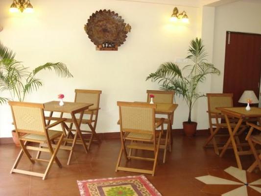 Tiara Hideaway